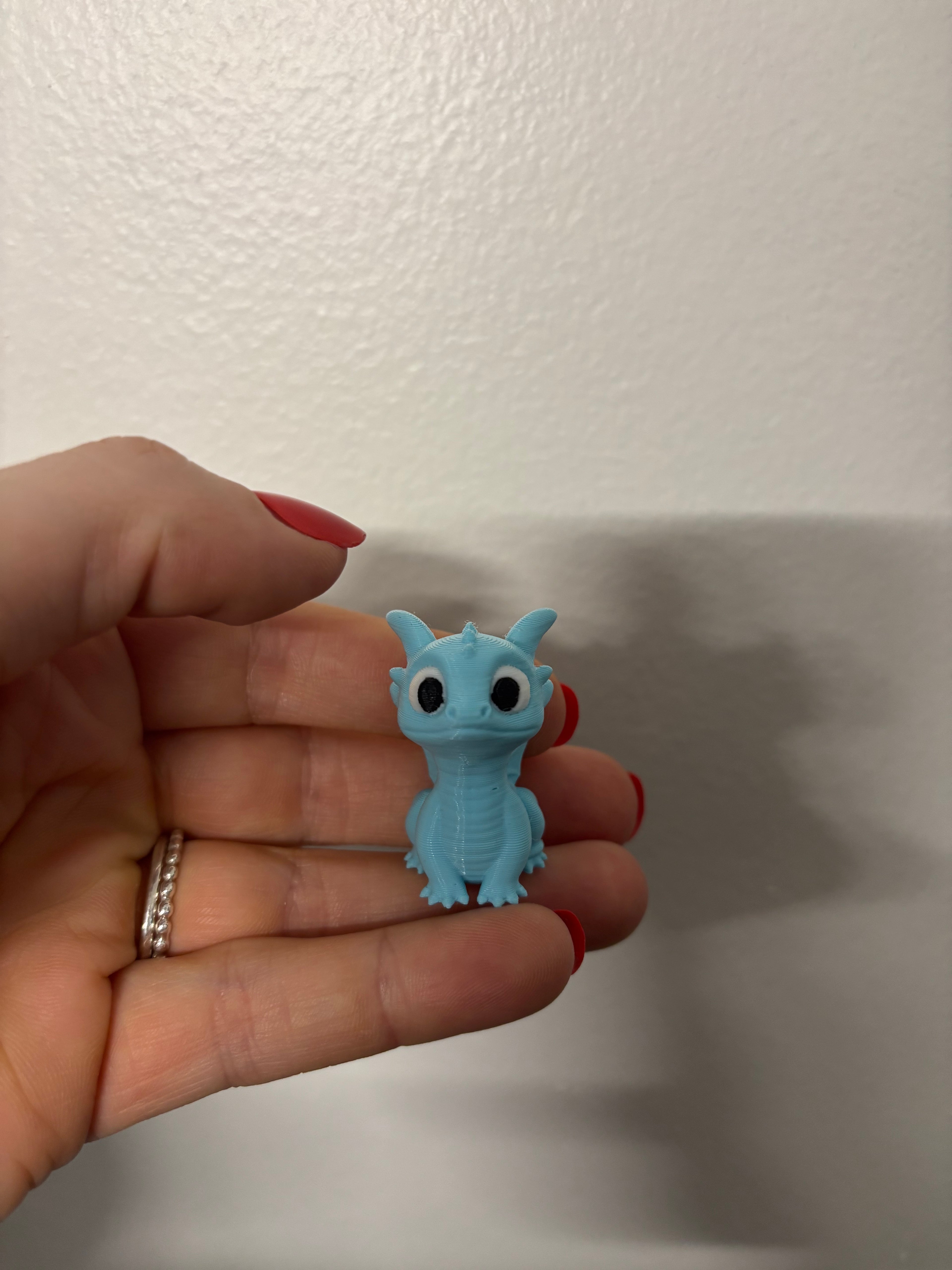 Minidrake med ögon