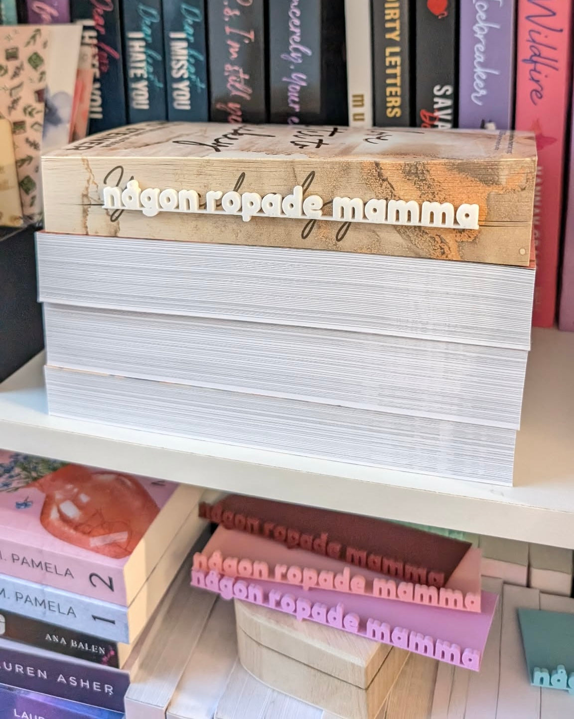 Bokmärke med sidotext - Någon ropade mamma
