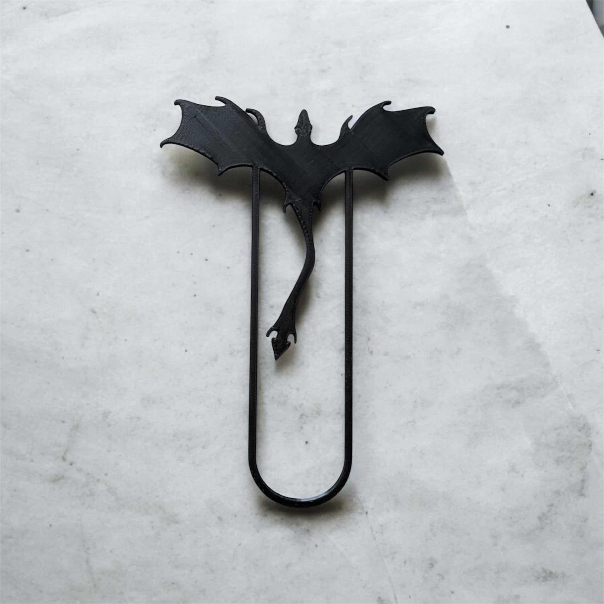 Bokmärke - Flygande drake med svans