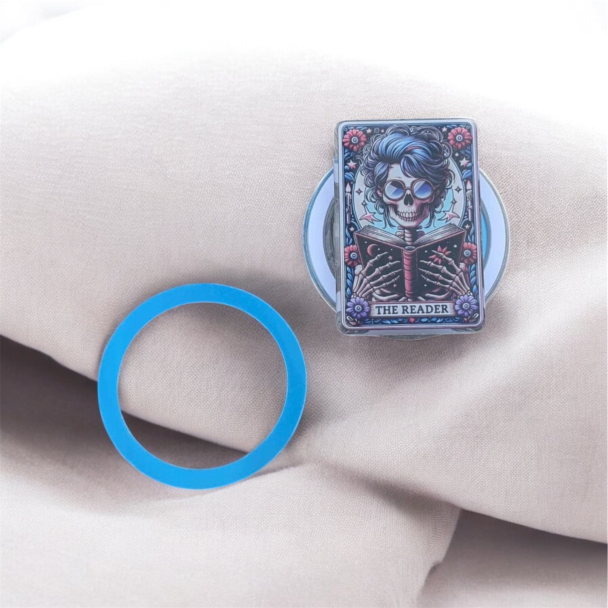 Phone Grip - The Reader