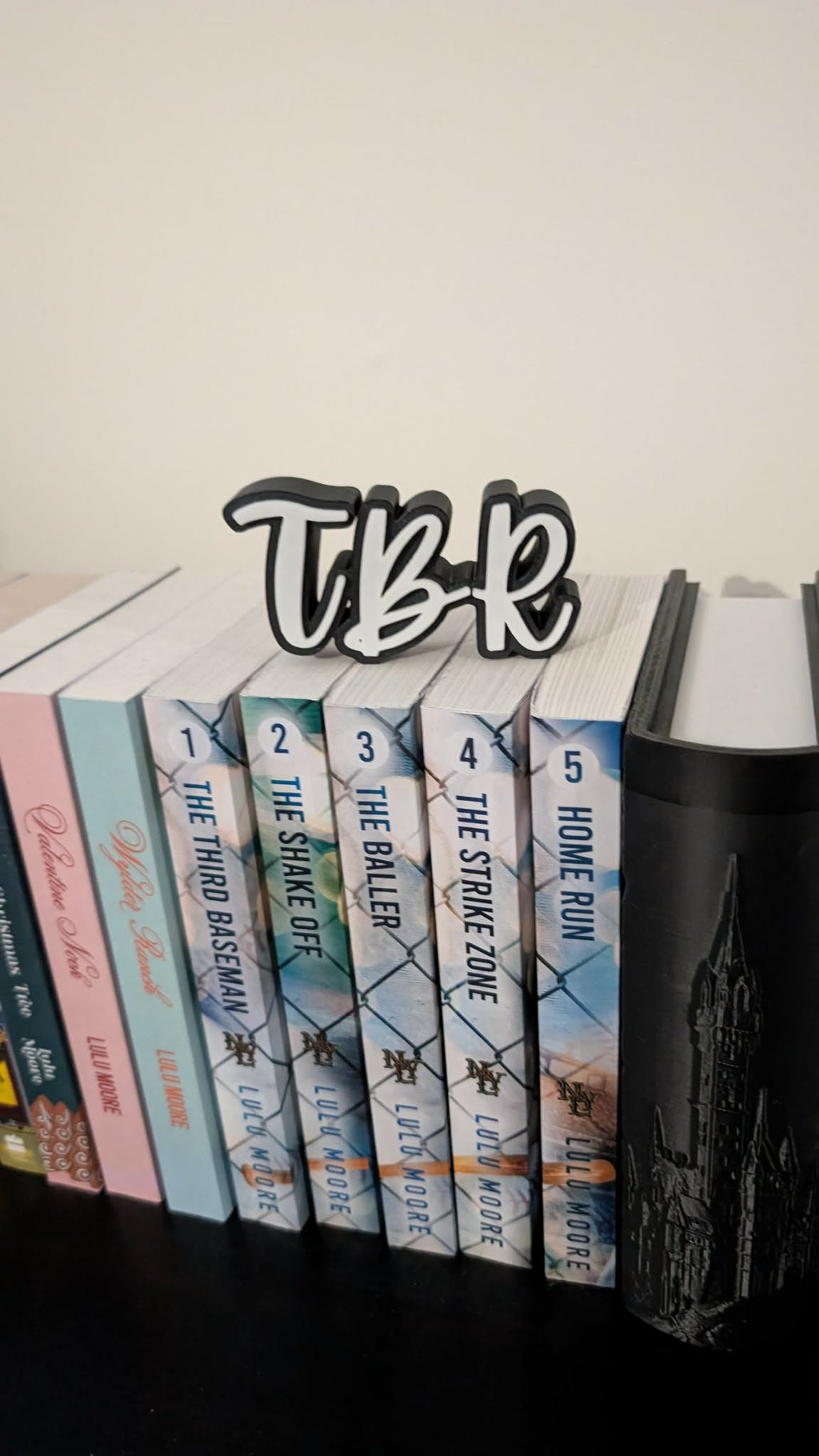 Skylt - TBR Kursiv