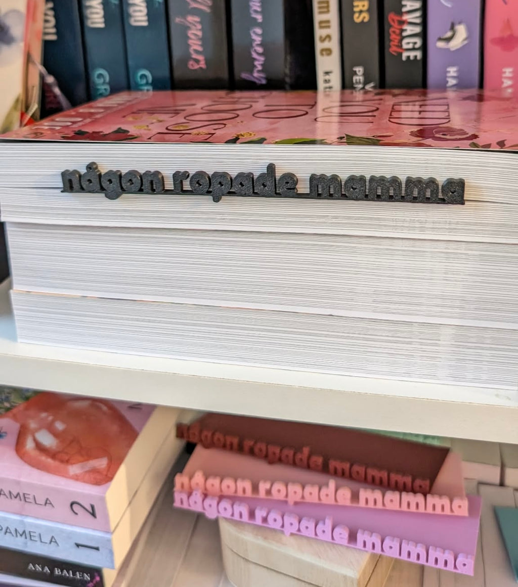Bokmärke med sidotext - Någon ropade mamma