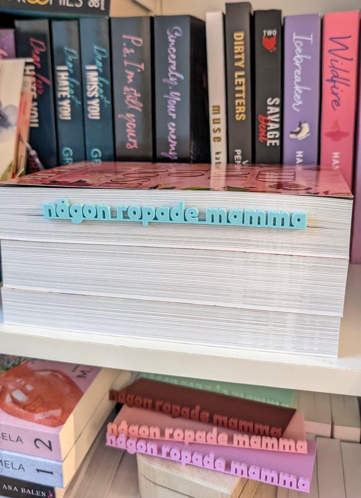 Bokmärke med sidotext - Någon ropade mamma