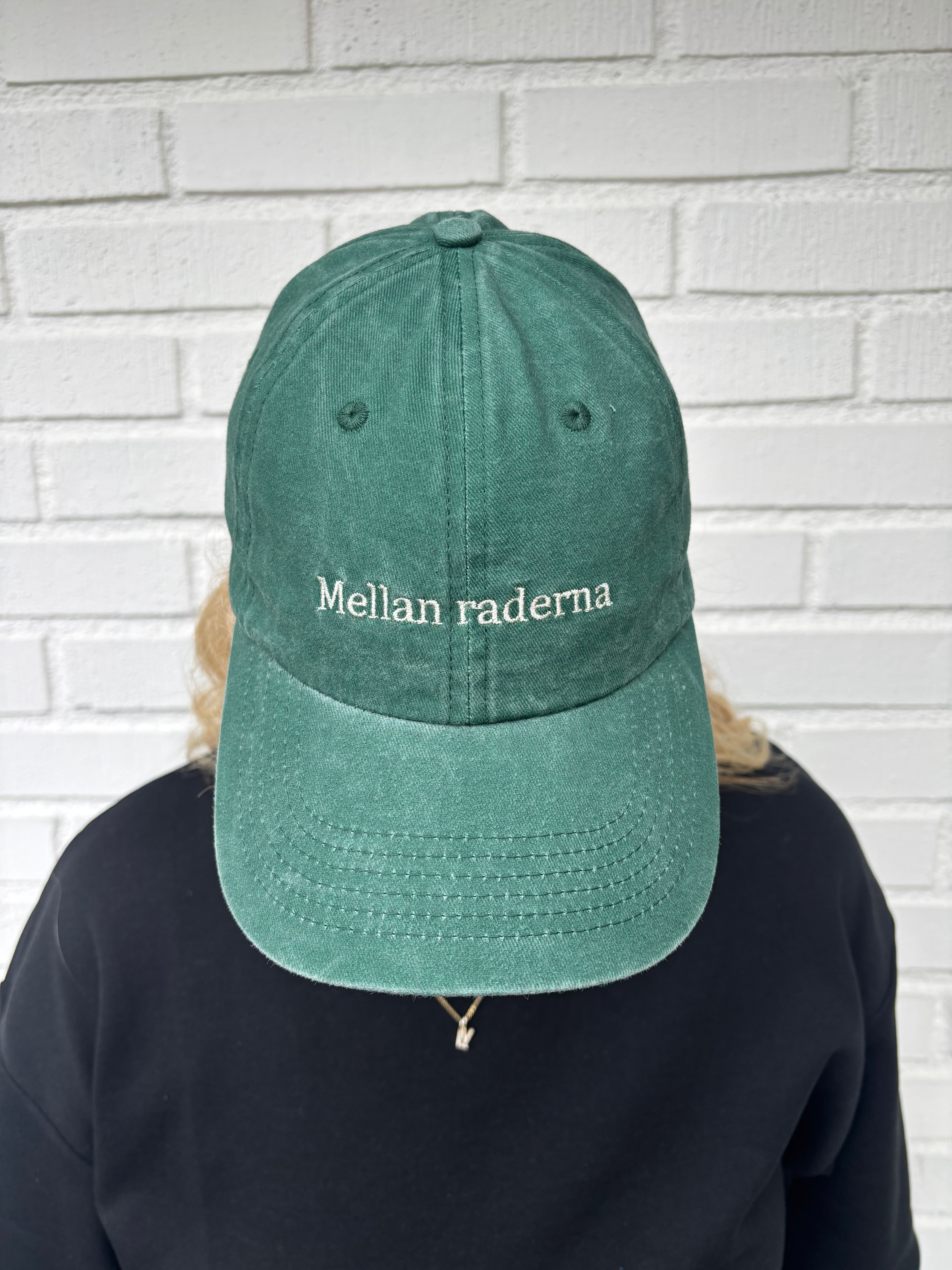 Keps - Mellan raderna